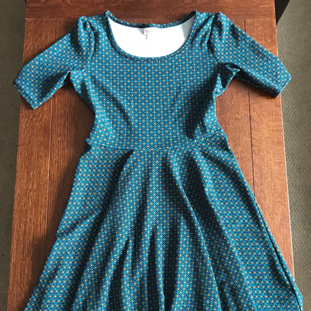 Geometric Lularoe Nicole